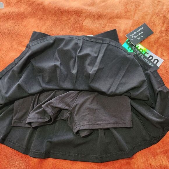 Indero tennis skort size  Small black pleated Active Collection    B8 - Picture 4 of 8